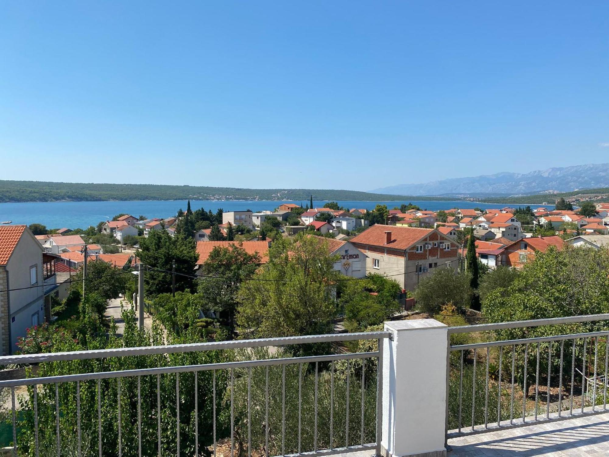 Apartmani Anka Ґорні Карин Екстер'єр фото